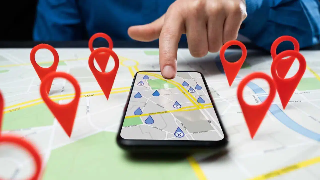 Using Location-Based Ad Customizers
